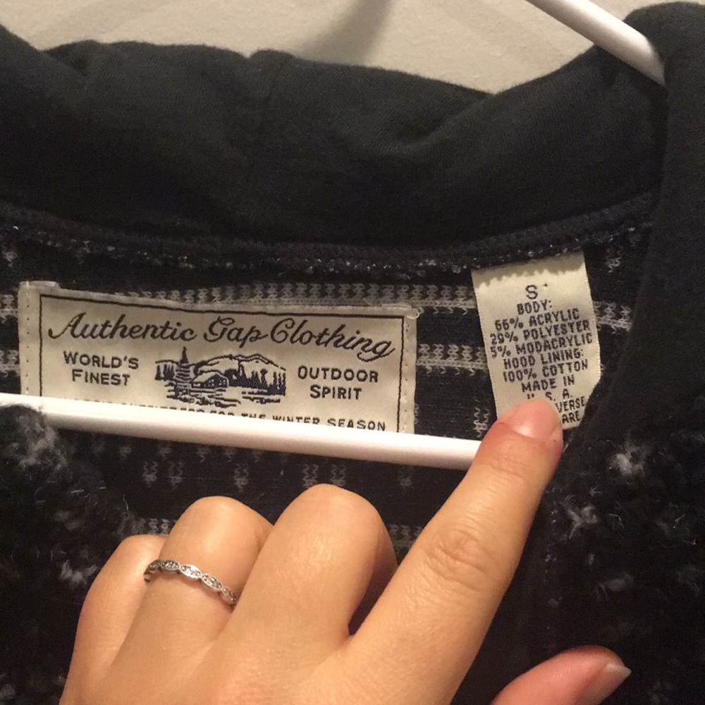 Authentic Gap Comfy Winter Sweater - image 3